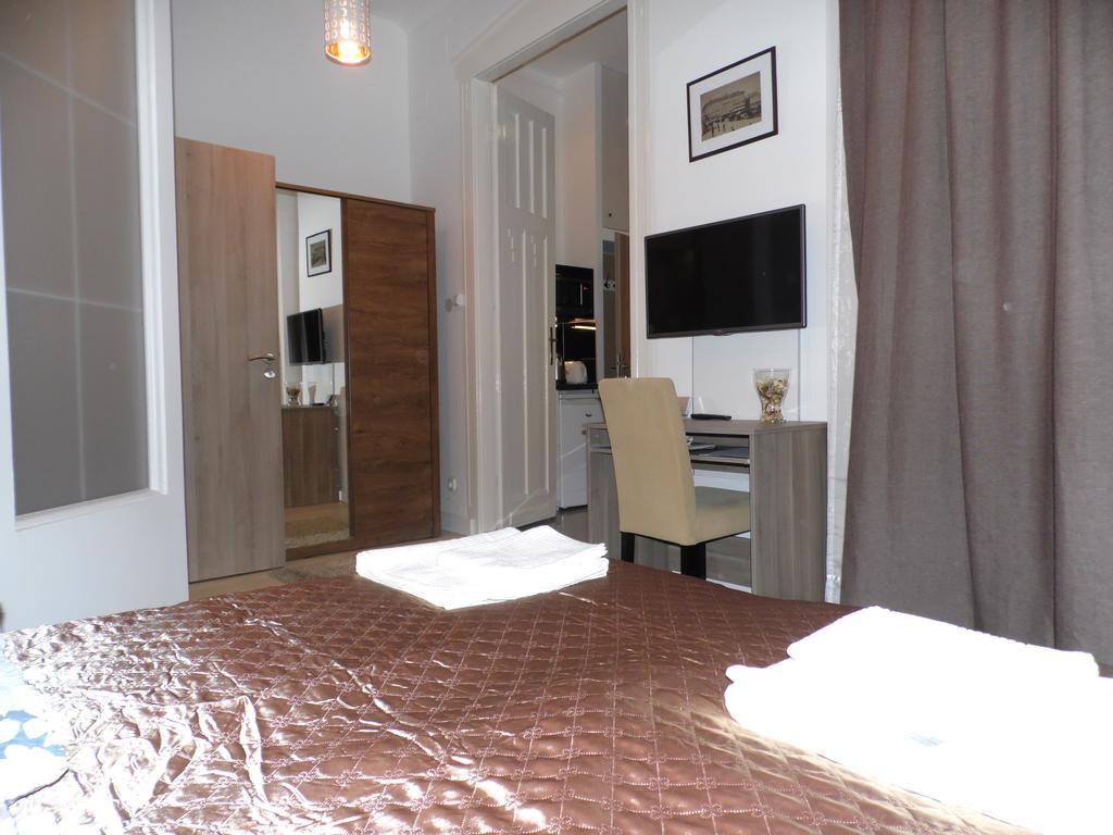 Vaci Street Downtown Apartments Budapest Bilik gambar