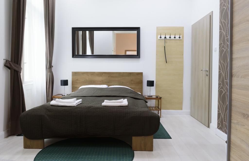 Vaci Street Downtown Apartments Budapest Luaran gambar