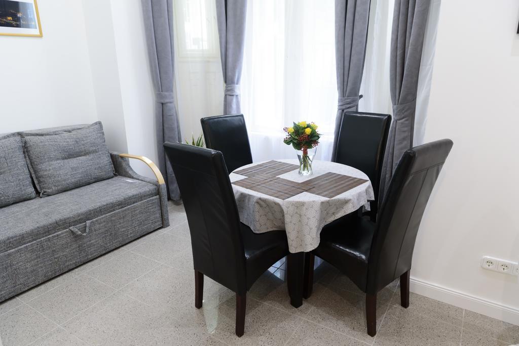 Vaci Street Downtown Apartments Budapest Luaran gambar